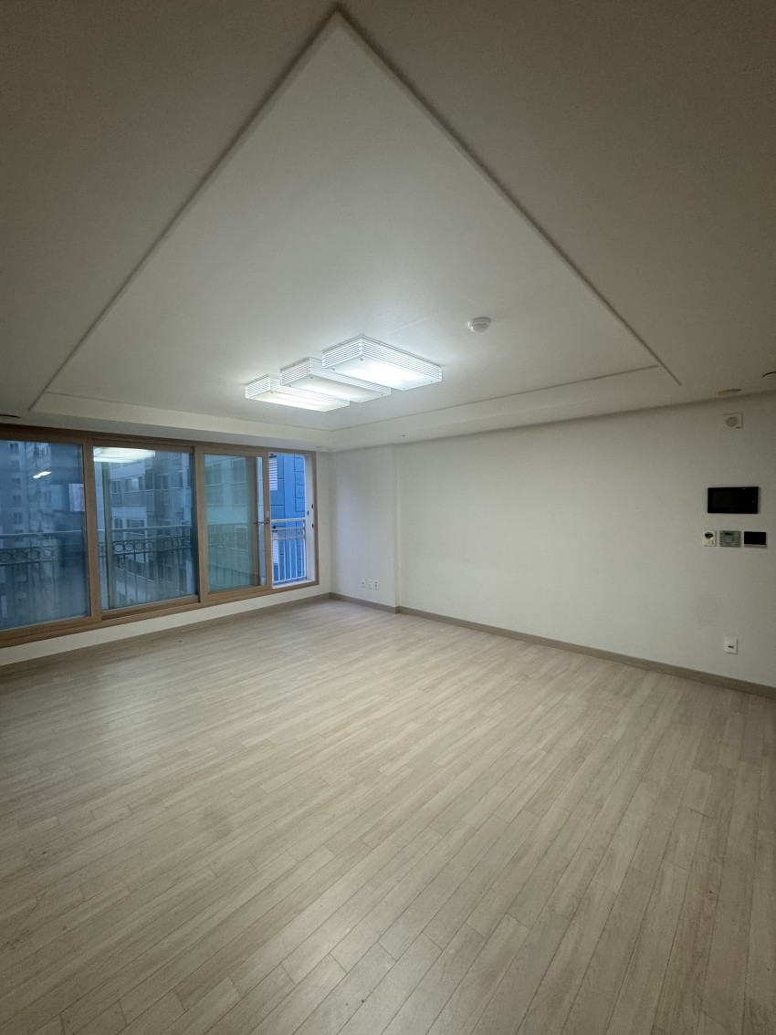 대구 달서구 진천로 77 (진천동, 진천역 계룡 리슈빌)
