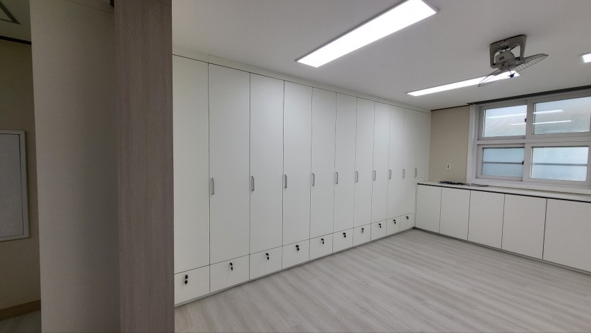 대구광역시 중구 달구벌대로 2178 경북대학교사범대학부설중 예채능관 4층 배구부 기숙사