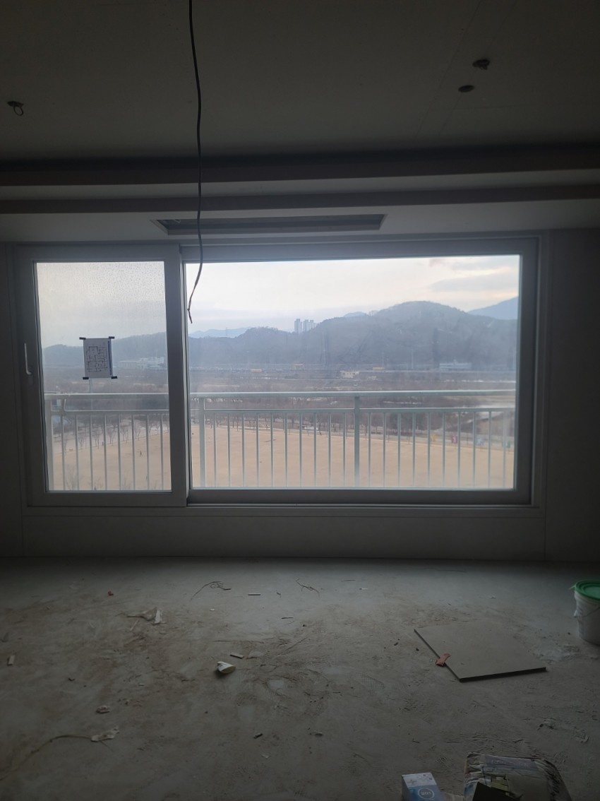 대구 동구 율하서로 85 (율하동, e편한세상 세계육상선수촌)